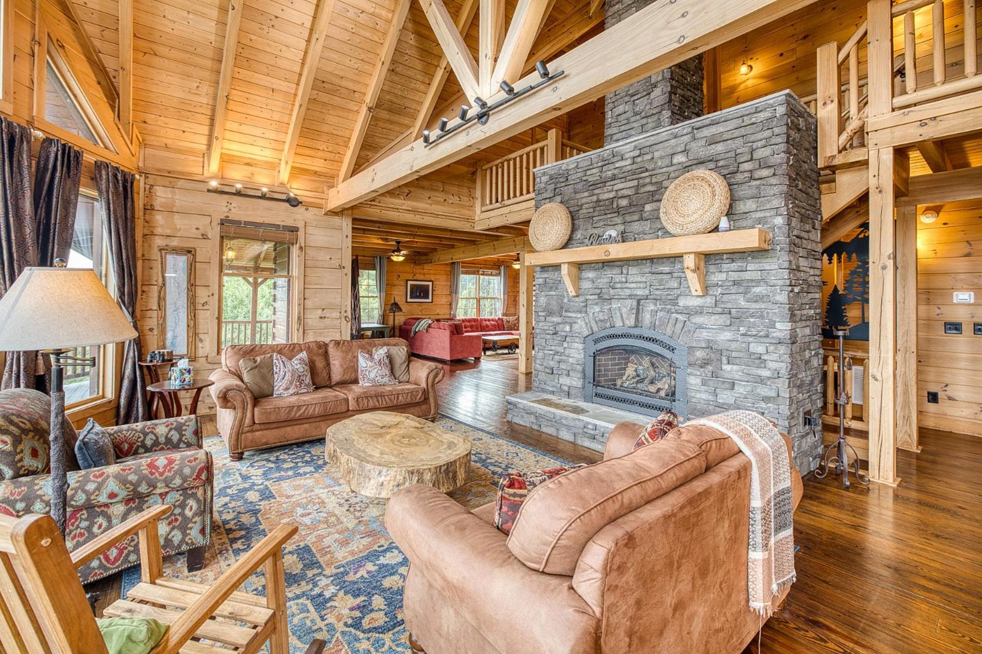 Sky High Lodge By Bk Stays. Large Cabin. Amazing Views. Game Room. Jacuzzi. Six Bedrooms. Sleeps 12 블루리지 외부 사진