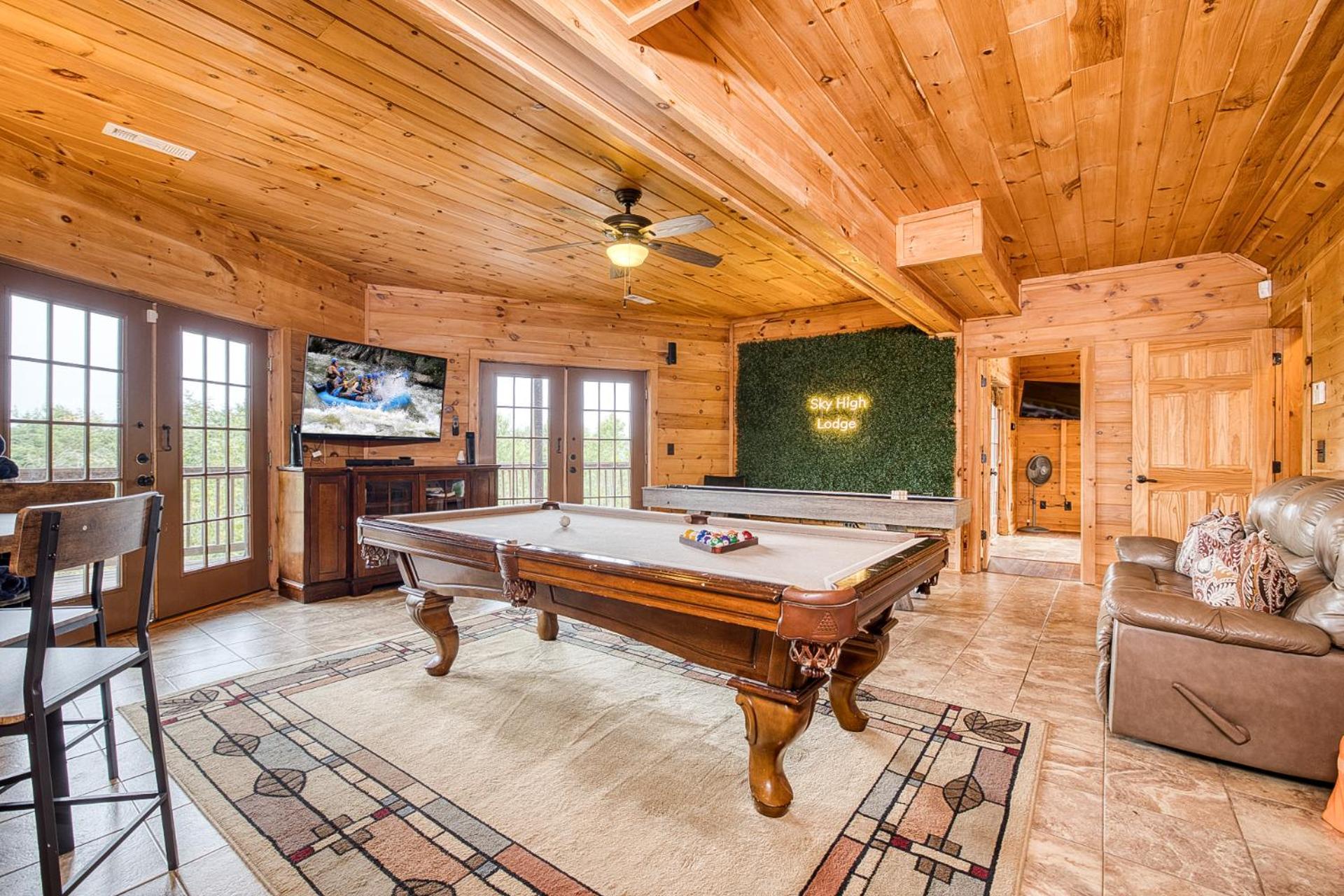 Sky High Lodge By Bk Stays. Large Cabin. Amazing Views. Game Room. Jacuzzi. Six Bedrooms. Sleeps 12 블루리지 외부 사진